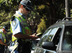 Os motoristas que usam sites duvidosos para ‘limpar’ pontos de demérito e multas podem enfrentar multas de até US$ 11.000