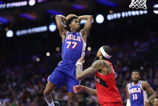 Visão geral rápida: Outro colapso no terceiro trimestre arruína Sixers vs.