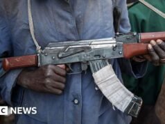 Duas estudantes escapam da provação de sequestro na Nigéria, diz autoridade