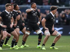 O técnico do All Blacks, Scott Robertson, tranquilizado pelo ‘respeitoso’ desafio haka da Inglaterra antes do confronto de rugby
