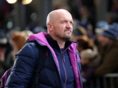 O técnico da Escócia, Townsend, minimiza as reclamações dos torcedores