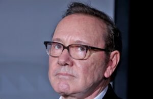 Vencedor do Oscar, Kevin Spacey diz que é sem-teto