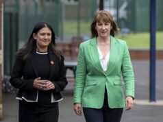 Reeves ‘não joga rápido com dinheiro público’ em meio a relatório de reviravolta fiscal