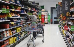 Asda concorda em vender supermercado por £ 568 milhões