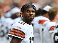 Galpão de Brown prevê que Sanders será o novo desafiante