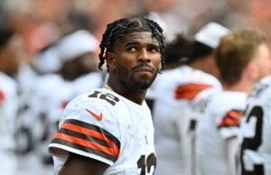 Galpão de Brown prevê que Sanders será o novo desafiante