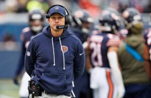 Ben Johnson, do Bears, apoia Jalen Ramsey após incidente de cuspida