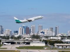 O projeto bipartidário visa pagar aos controladores de tráfego aéreo durante futuras paralisações