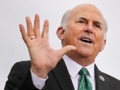 Gohmert critica Jack Smith por supostamente apreender dados pessoais de legisladores na investigação J6