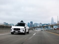 Os robotáxis Waymo começam a circular nas rodovias de Los Angeles, São Francisco e Phoenix