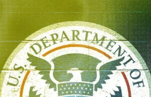 Resumo WIRED: violações de privacidade do DHS, problemas de romance de IA, Google processa golpistas de texto