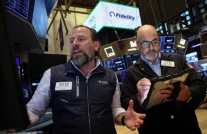 Índices de Wall Street sobem à medida que as expectativas de corte nas taxas de juros aumentam, mas sofrem perdas esta semana