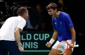 Campeã Itália derrota facilmente a Áustria e avança às semifinais da Copa Davis