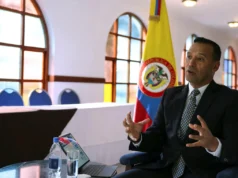 Colômbia diz que morte de criança recruta não impedirá bombardeios contra grupos armados ilegais