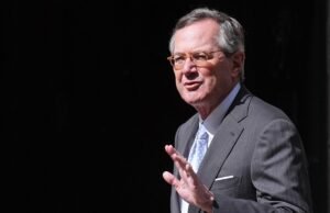 Atrasos em projetos de minas de ouro estão prejudicando a reputação da NI, alerta embaixador dos EUA