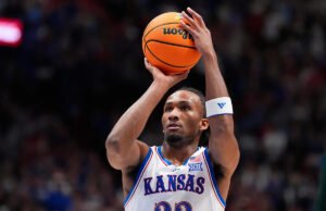 Darrin Peterson, do Kansas, está fora do Players Era Festival, mas está perto de retornar de uma lesão no tendão da coxa