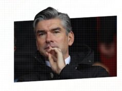 A escalação do Liverpool faz uma jogada sensacional para contratar o lateral-direito