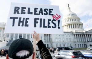 O Partido Republicano dos EUA tentou reprimir a turbulência de Epstein. Em vez disso, eles o alimentaram