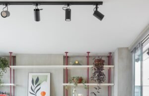 Trabalho e lazer em harmonia com os acabamentos pensados para a nova casa