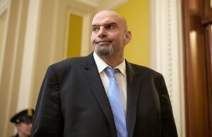 Fetterman é hospitalizado após cair perto de sua casa na Pensilvânia