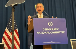 A equipe do DNC critica ‘muitas’ regras de escritório em escritório que levam ao ridículo online