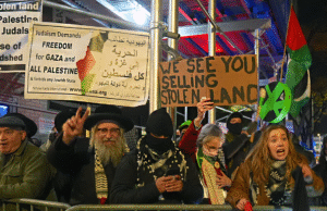 Líderes de Nova York condenam cantos pró-palestinos de ‘Intifada’ em protestos na sinagoga de Nova York