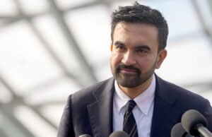 O prefeito eleito da cidade de Nova York, Zohran Mamdani, arrecadou fundos para sua transição