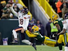 A aposta de quarta descida do Bears no minuto final leva à interceptação do Packers enquanto o Green Bay espera a vitória