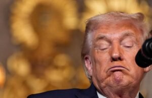 Trump voou no jato de Epstein oito vezes nos anos 90: Email