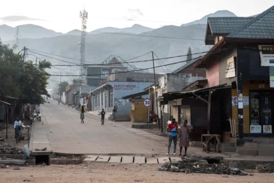 EUA ‘não satisfeitos’ com retirada do M23 da cidade do Congo, diz autoridade