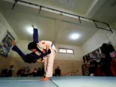 Um clube que alimenta o sonho da luta olímpica feminina egípcia em um pequeno salão longe do Cairo