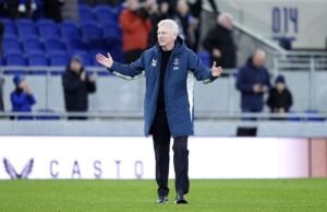 David Moyes: Thierno Barry é alguém a ser observado