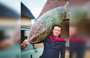 O chef famoso Jamie Oliver traz rede de restaurantes italianos de volta da falência após seis anos