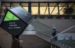 O órgão de fiscalização da cidade está tomando medidas para aumentar o investimento de varejo em ações