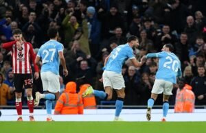 Man City aumentou a pressão sobre o Arsenal ao quebrar o Sunderland