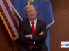 SNL Cold Open repreende Trump por aparentemente adormecer durante a reunião – e piadas que ele estava sonhando com Mamdani