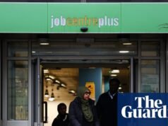 O presidente do órgão consultivo diz que Starmer carece de um plano de mobilidade social “coerente”