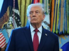 Democratas têm grande vantagem nas eleições de meio de mandato de 2026, descobriu ex-pesquisador de Trump