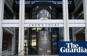 Na Inglaterra e no País de Gales, os casos de homicídio por estrangulamento aumentaram seis vezes em três anos. violência doméstica