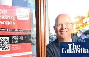 ‘Vimos isso devastar áreas’: Comerciantes da cidade de Somerset protestam contra taxas de estacionamento | setor de varejo