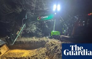 Milhares de pessoas em Hastings podem ter que passar o Natal sem água depois que um cano principal estourou. Leste de Sussex