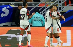 Dobradinha de Alaskaeta leva Flamengo às semifinais da Copa Intercontinental