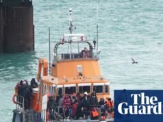 Mais de 800 pessoas atravessam o Canal da Mancha em canoas, quebrando o recorde de dezembro. Imigração e asilo