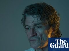 Serviço de John Tottenham Review – As confissões humorísticas de um livreiro mal-humorado | Imaginação