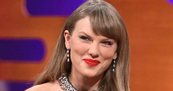251002-the-graham-norton-show-taylor-swift-ac-757p-b54c4b.jpg