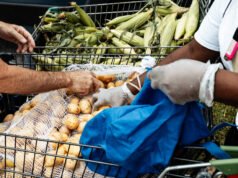 Mais pessoas estão usando GoFundMe para ajudar com necessidades básicas