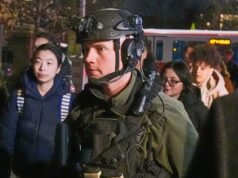 A vítima, conforme se desenrola, é a caçada ao atirador