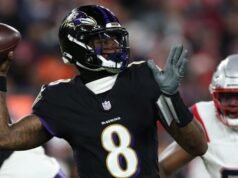 A estrela dos Ravens, QB Lamar Jackson, descartou o jogo contra os Patriots devido a uma lesão nas costas