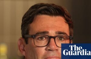 Andy Burnham pede desculpas pela discriminação LGBTQ+ policial anterior Polícia