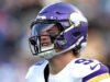 Vikings iniciarão QB Broosmer vs. Lions com diagnóstico de fratura na mão de arremesso de McCarthy